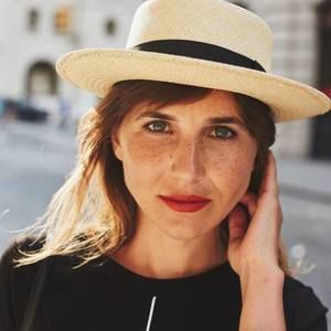 Meet your Posher, Whitney